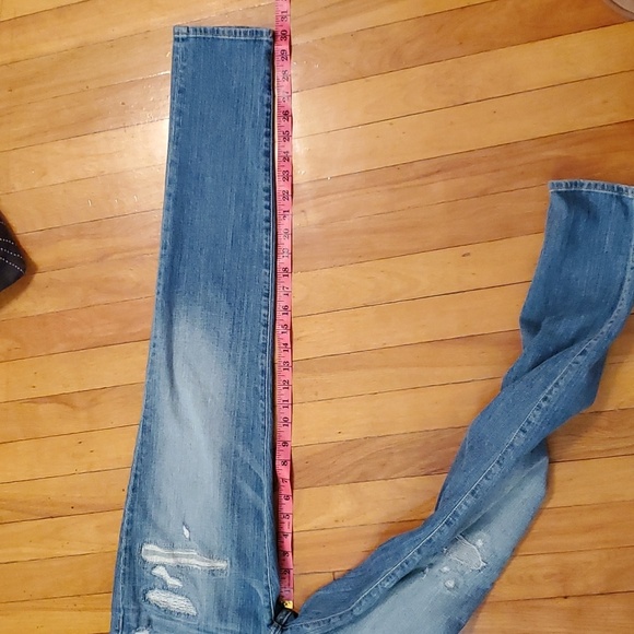 Abercrombie & Fitch distressed embroidered jeans. Faded blue. Size 10, 30W. - Picture 13 of 15
